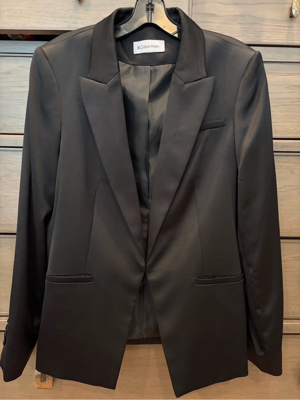 Calvin Klein Black satin peak Lapel tuxedo Blazer 8/10?